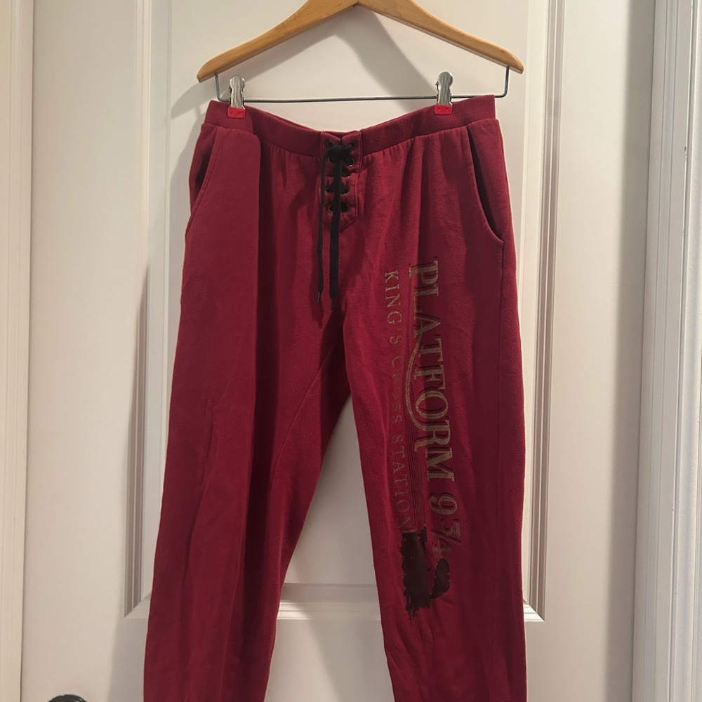 Harry Potter 2018 Platform 9 3/4 glitter crisscross drawstring sweatpants sizeM